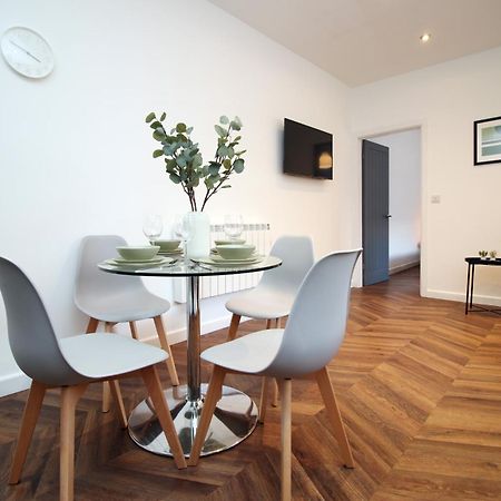 Fully Equipped Kitchen, Parking, City Centre Swansea Dış mekan fotoğraf