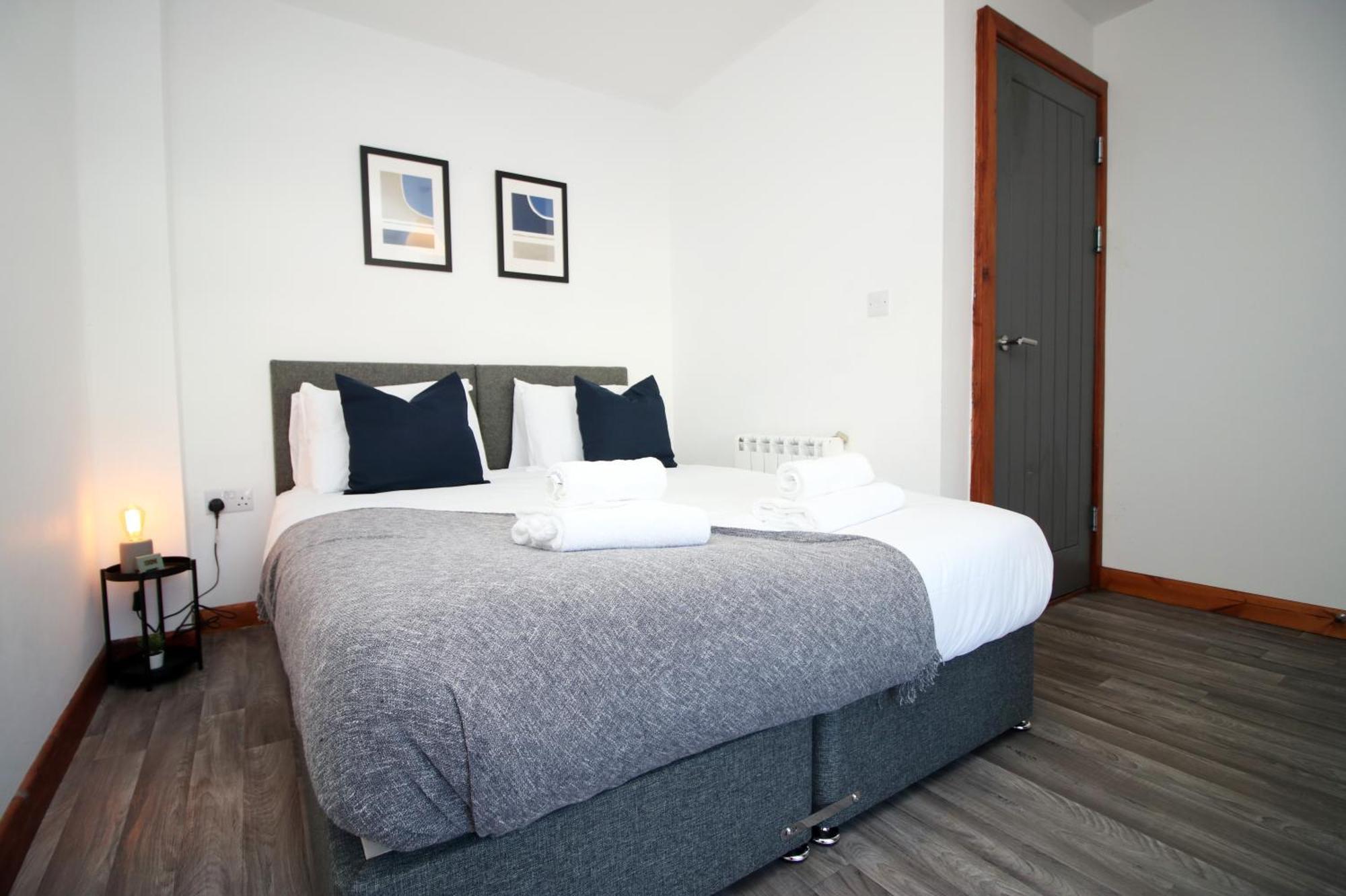 Fully Equipped Kitchen, Parking, City Centre Swansea Dış mekan fotoğraf