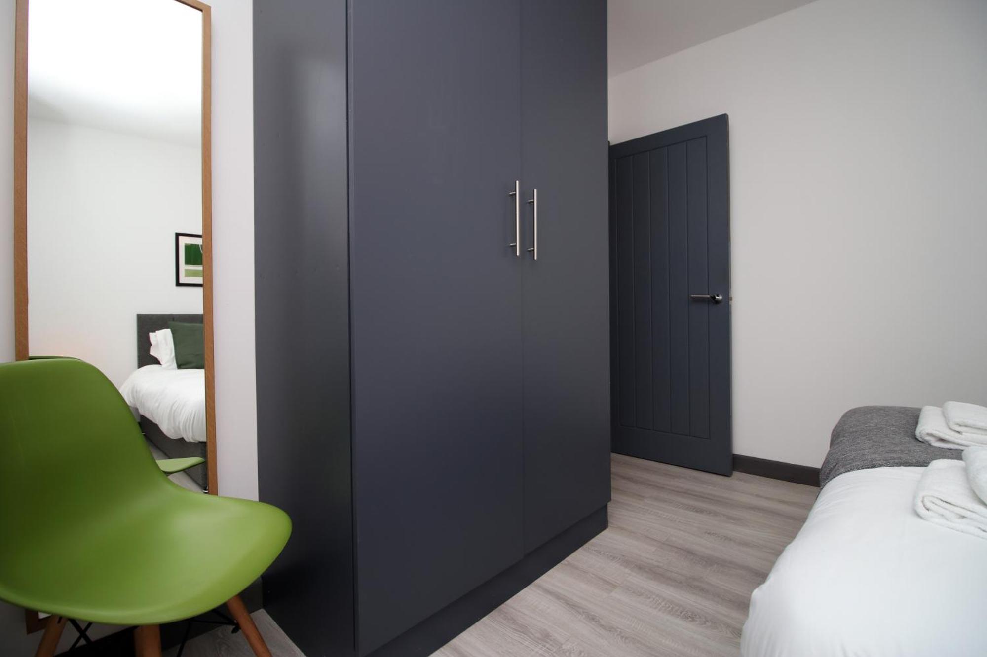 Fully Equipped Kitchen, Parking, City Centre Swansea Dış mekan fotoğraf