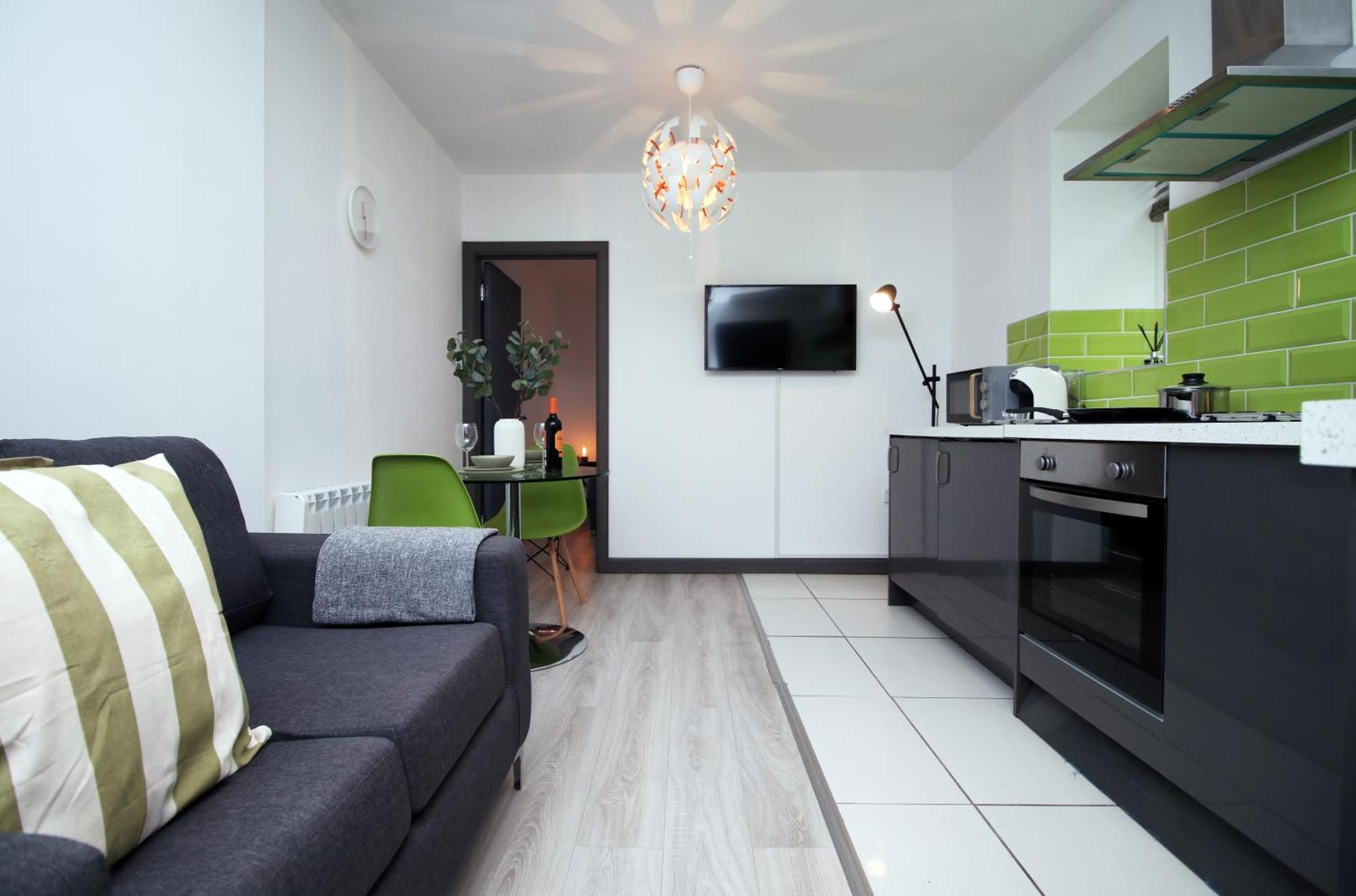 Fully Equipped Kitchen, Parking, City Centre Swansea Dış mekan fotoğraf