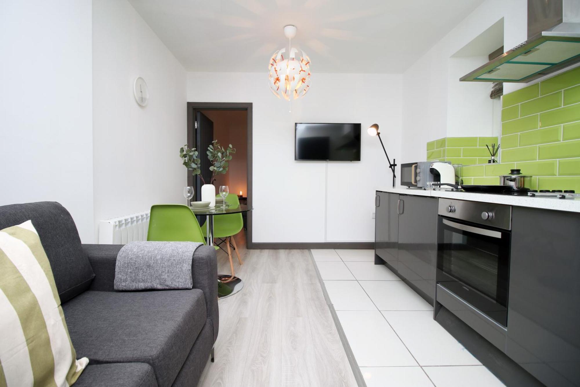 Fully Equipped Kitchen, Parking, City Centre Swansea Dış mekan fotoğraf