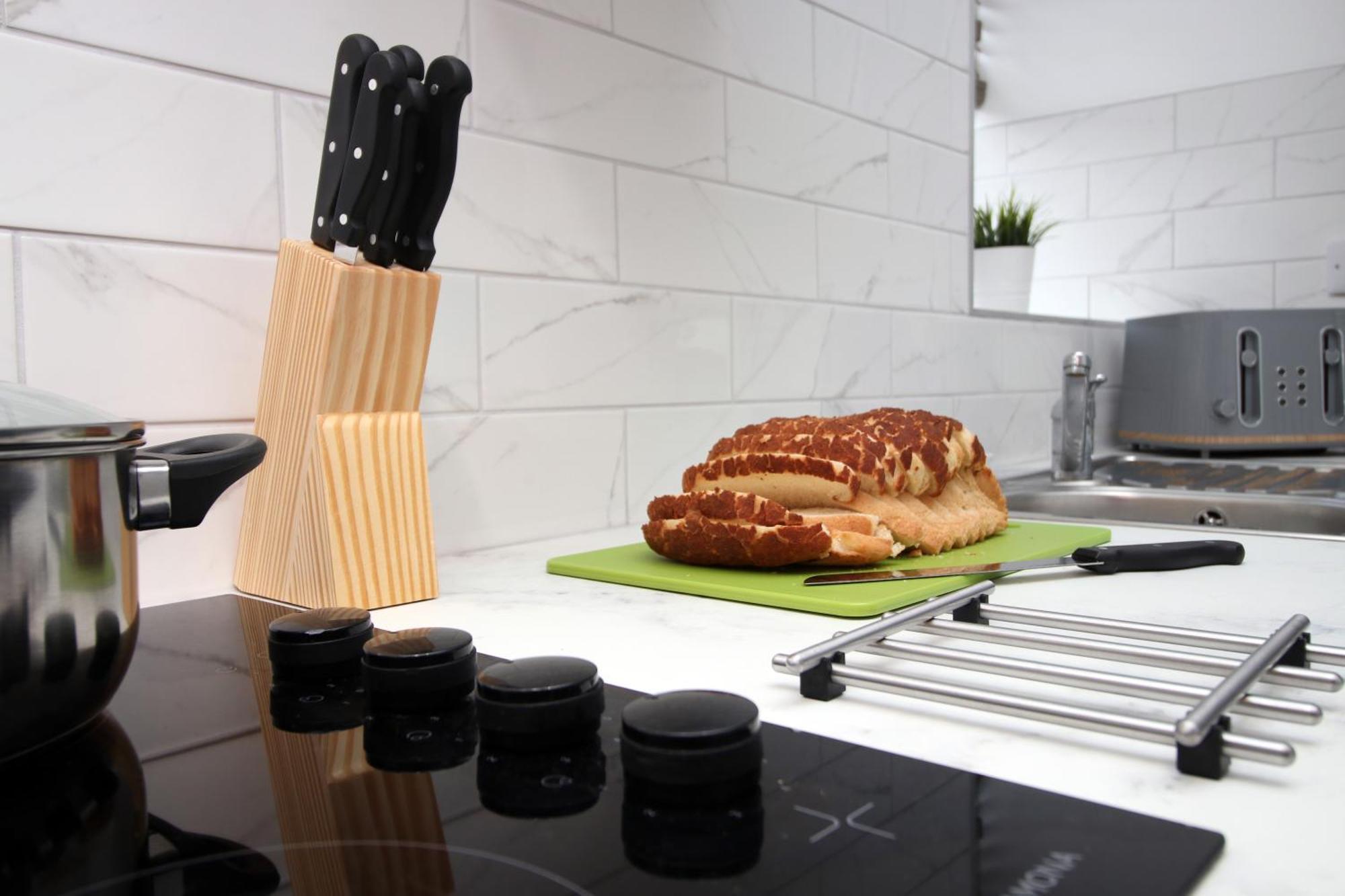 Fully Equipped Kitchen, Parking, City Centre Swansea Dış mekan fotoğraf