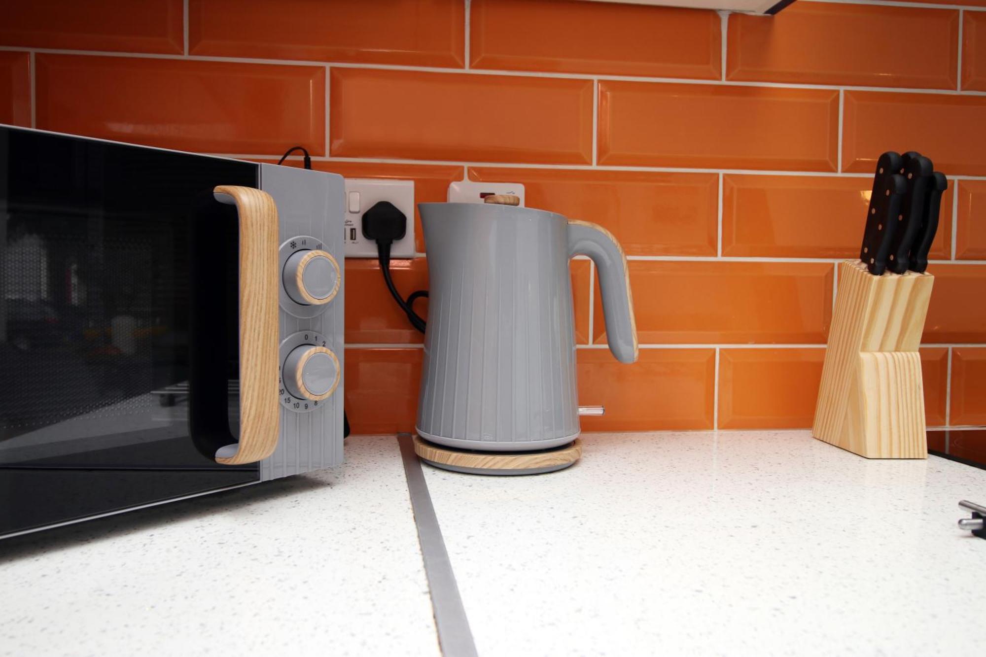 Fully Equipped Kitchen, Parking, City Centre Swansea Dış mekan fotoğraf
